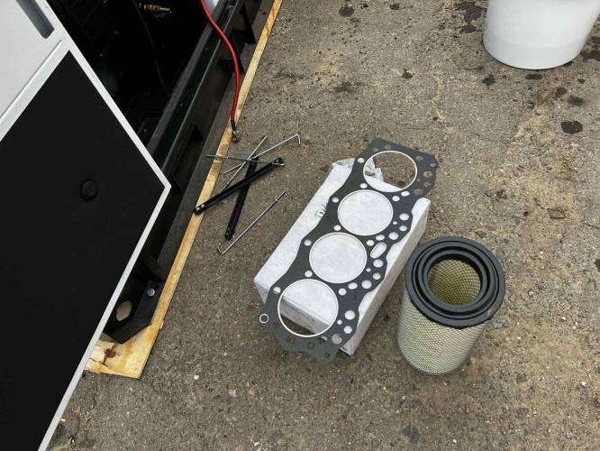 Générateur diesel industriel VLAIS KDE-60000 avec ATS, moteur Ricardo 62.5kVA, 50kW, 380V/50HZ type fermé