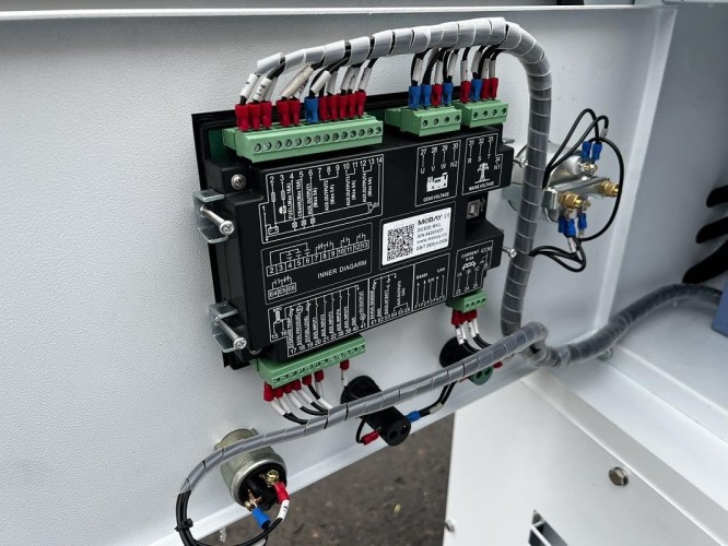 Générateur diesel industriel VLAIS KDE-60000 avec ATS, moteur Ricardo 62.5kVA, 50kW, 380V/50HZ type fermé