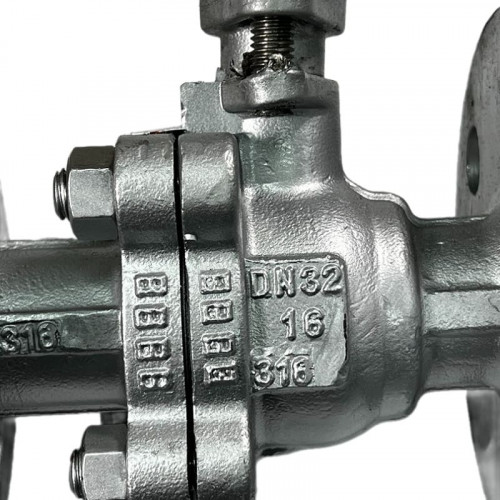 PN16 DN32 Stainless steel ball valve AISI 316, seat PTFE