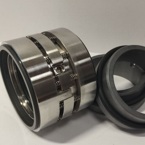 Двойное торцевое уплотнение R-M010D 100, CAR/SIC/CAR/SIC, EPDM, 304