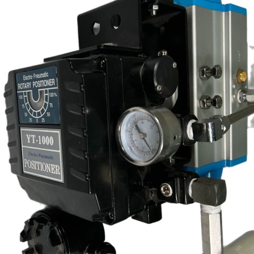 PN6 DN100 Засувка Батерфляй, корпус і диск AISI 304, PTFE з пневмоприводом Ex одинарної дії (з пружиною), позиціонер 4-20MA