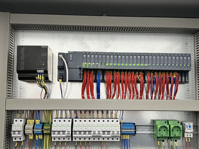 6ES7954-8LE04-0AA0 карта памяті S7-1x00 CPU/SINAMICS, 3, 3V Flash 12 МБ