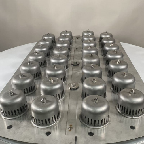 Элемент колпачковой тарелки 1000 мм из нержавеющей стали AISI 304 для ректификационной, дистилляционной колонны