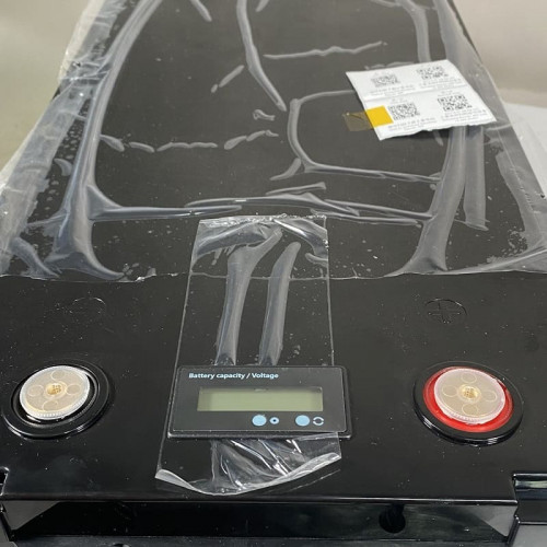 Batería de litio-hierro-fosfato (litio-ferrita) CL-25,6V 200Ah, LiFePO4, LFP ABS Shell de pie con Bluetooth y pantalla