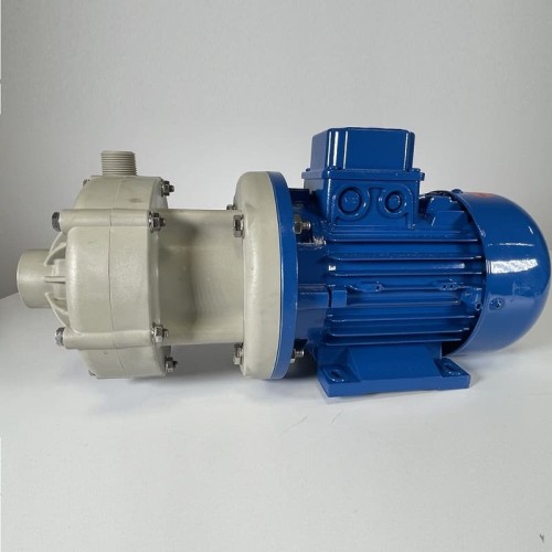 Pumpe mit Magnetkupplung  DM 06 PP mit 0,37 kW Elektromotor
