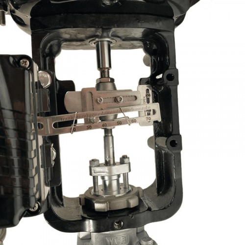 DN25 Pneumatically actuated control valve 10P11Y-DNx2516Z-L122C-C (CF8 body, SS304 seat) with YT-1000 positioner, 4-20mA input, Ex