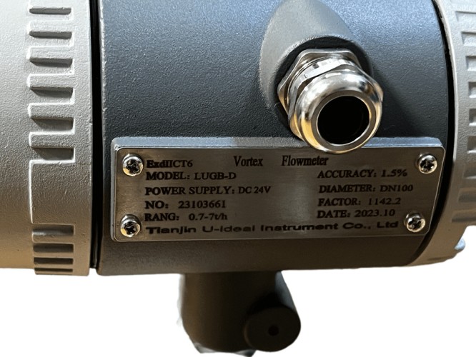 DN100 Dosificación de vapor de proceso, caudalímetro vortex de acero inoxidable LUGB-D PN16 RF brida DIN, 0,7-7 t/h <1,6 MPa, <250°C, 4-20mA, ExdIIBT6