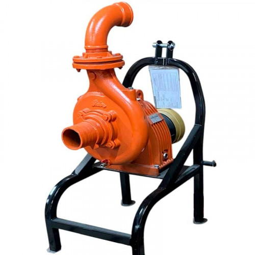 Sprinklerpumpe mit Antrieb von der Zapfwelle (PTO) des Traktors MTZ-P 100-90S